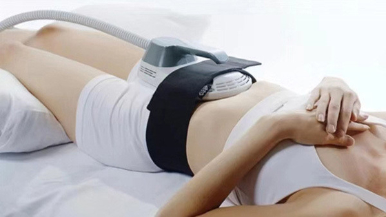 Gelişmiş EMS Gevşetme Makinesi Selülit Azaltma için 150HZ Frekansı