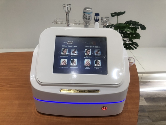 980nm Diyot Lazer Vaskular Kaldırma Makinesi Taşınabilir Cilt Yenilenme Lazer Makinesi